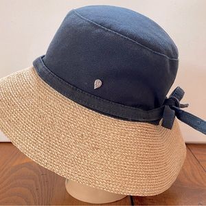 Helen Kaminski Australia Black (slightly faded) Canvas Raffia Hat